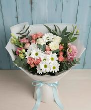 Букет цветов из:  Розы, Лизиантусы и Хризантемы в Марьинской