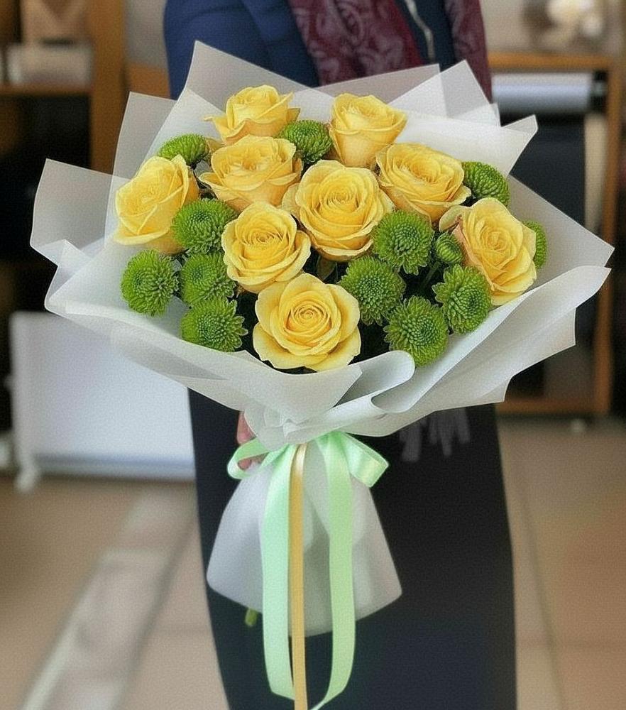 Букет цветов из: Хризантемы и Розы в Марьинской