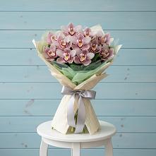 Букет цветов из:  Орхидеи и Розы в Марьинской