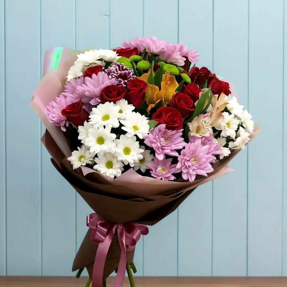 Букет цветов из: Розы, Хризантемы и Альстромерии в Марьинской