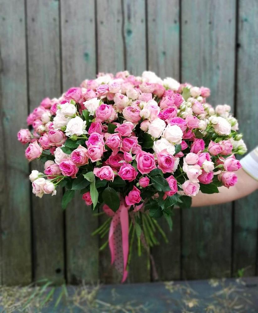 Букет Розовые кустовые розы Натали и Лав Лидия в Марьинской