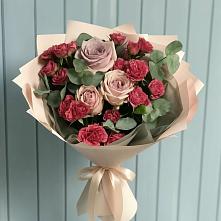 Букет цветов из:  Гвоздики и Розы #REPLACE_PRED# Марьинской