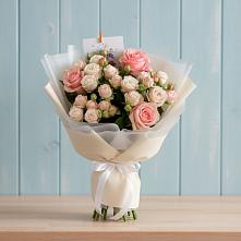 Букет цветов из:  Розы в Марьинской