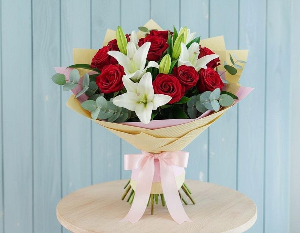 Букет цветов из: Лилии и Розы в Марьинской